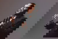 מתפלל ומאמין. הזמר שמוליק קליין