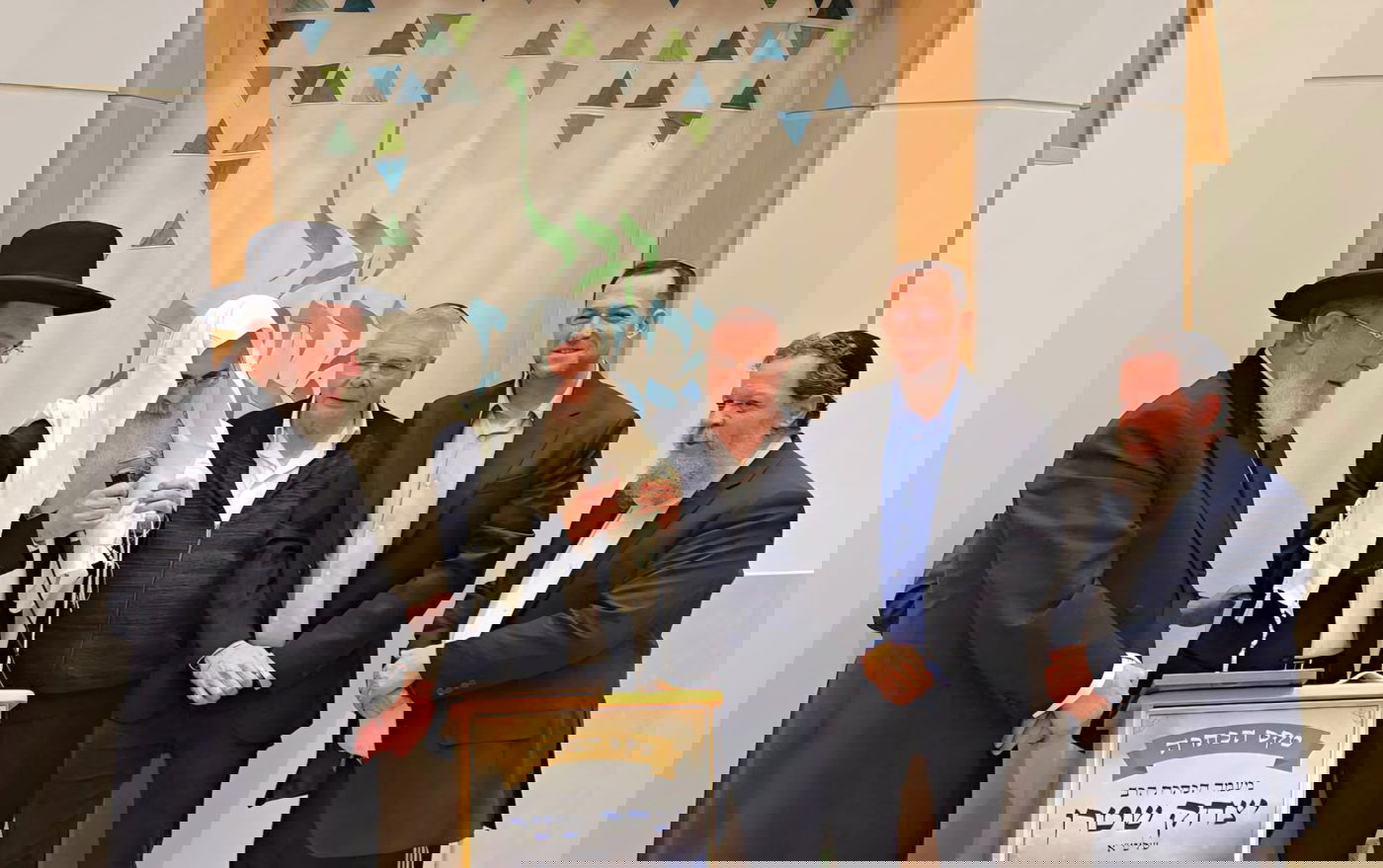 הכתרת הרב יצחק שטרן