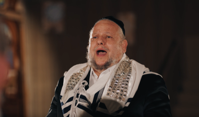 היסטורי: היצירה המרגשת חודשה בביתר עילית בניצוחו של החזן העולמי הלפגוט