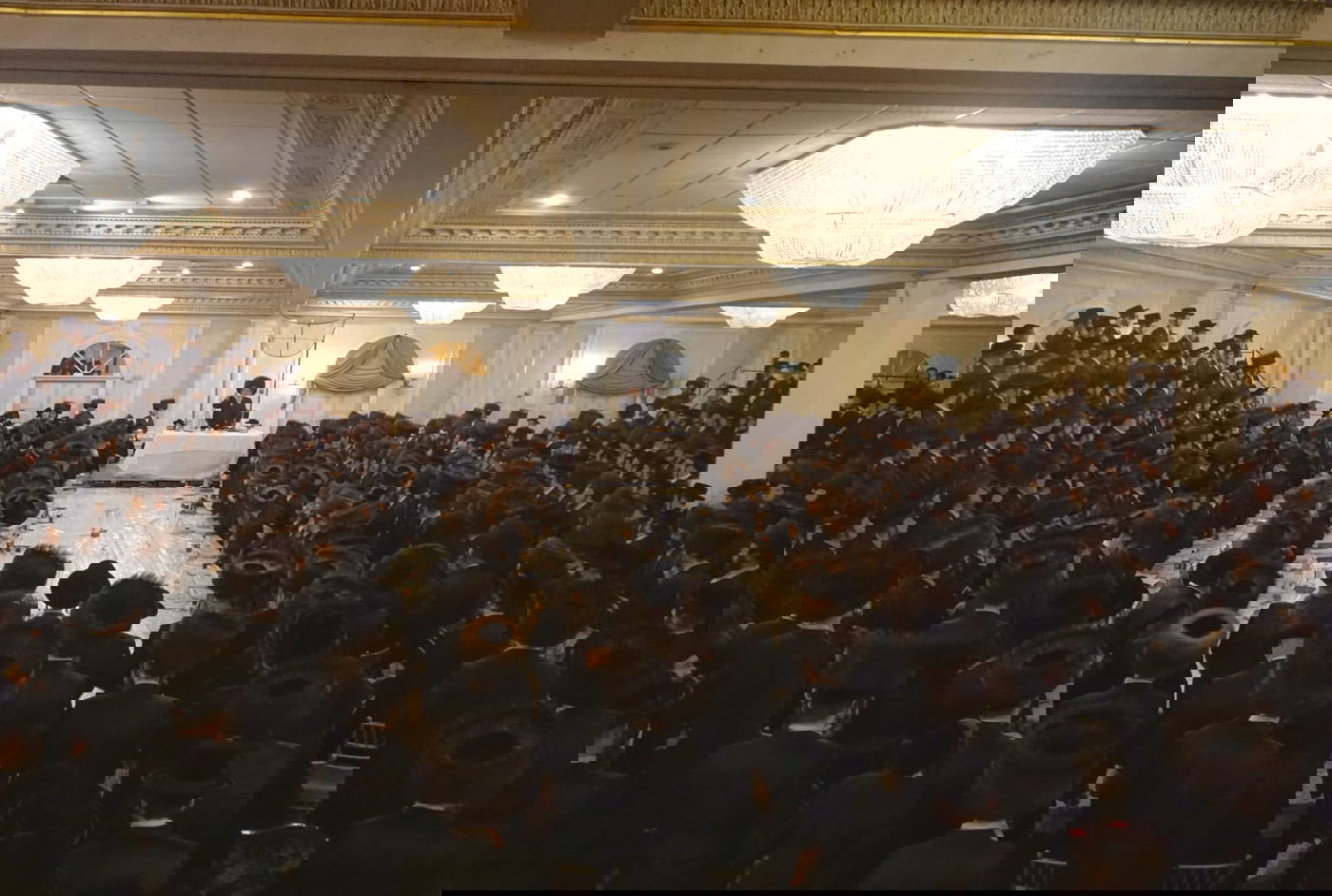 הגרי"מ ארלנגר בשבת בווילאמסבורג