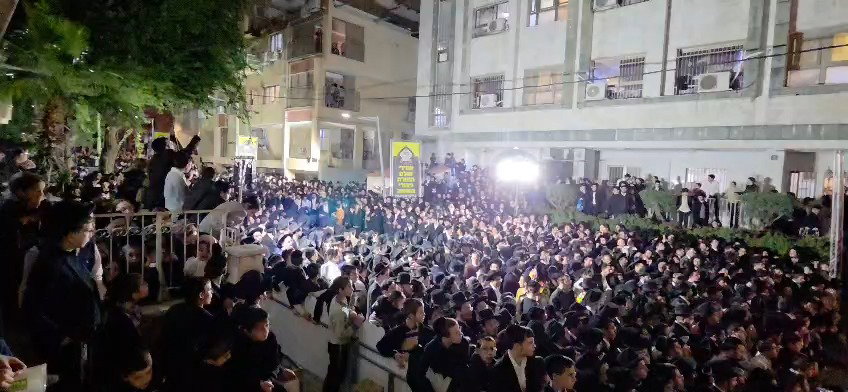 המעמד בישיבת כסא רחמים