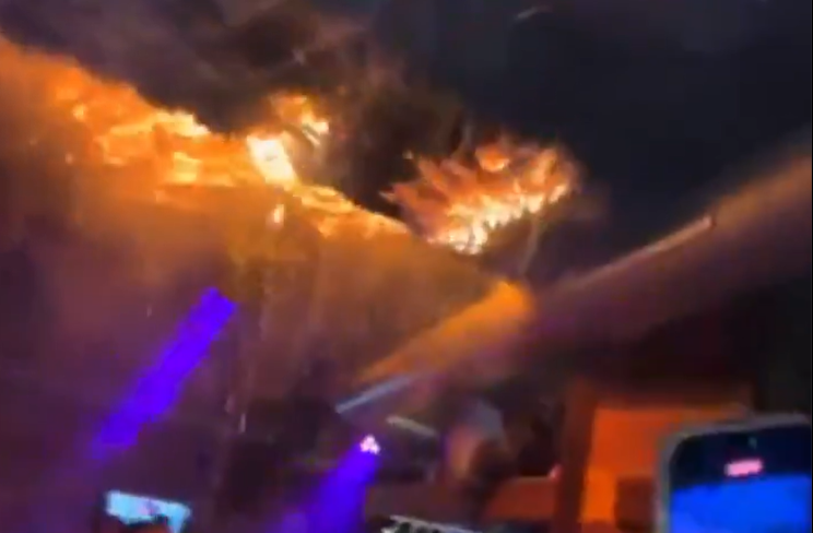 הרגעים הראשונים של השריפה