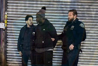 מארב אלים בשכונה החרדית: נכנס לסניף הבנק ויצא מותקף בלי הכסף