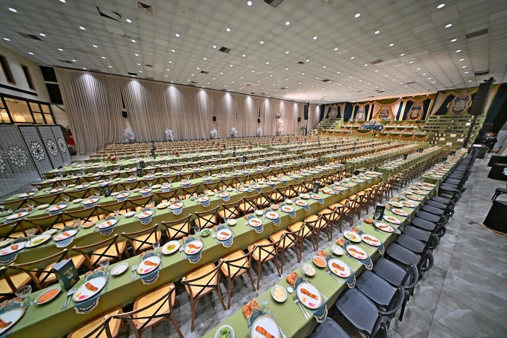 חלוקת פרסים בתולדות אהרן