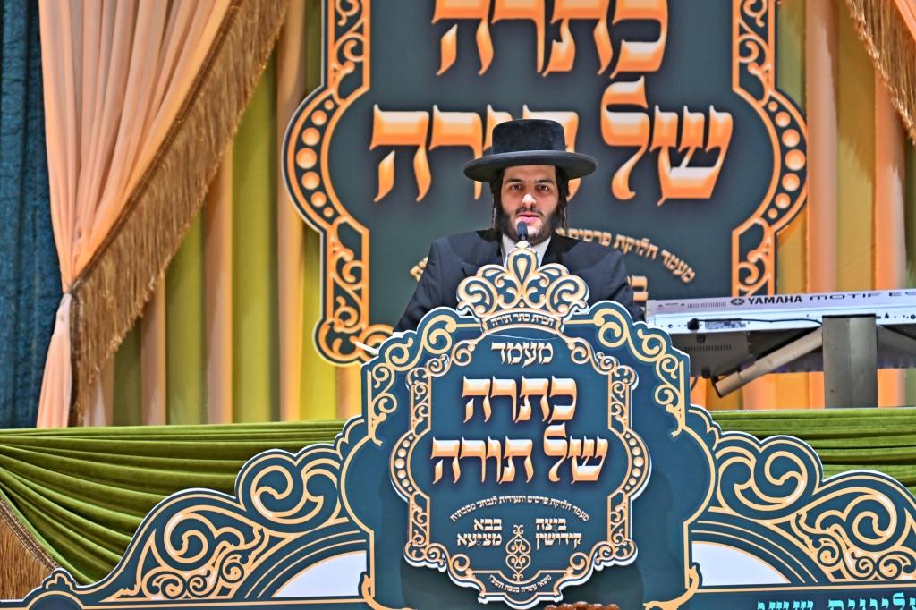 חלוקת פרסים בתולדות אהרן