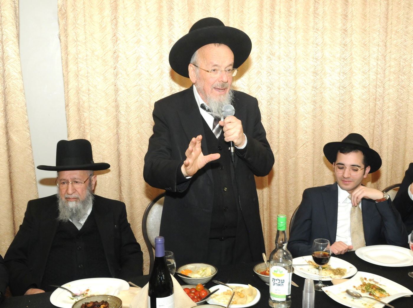 שמחת אירוסי נכדת הגה"צ רבי משה אליהו בוסו