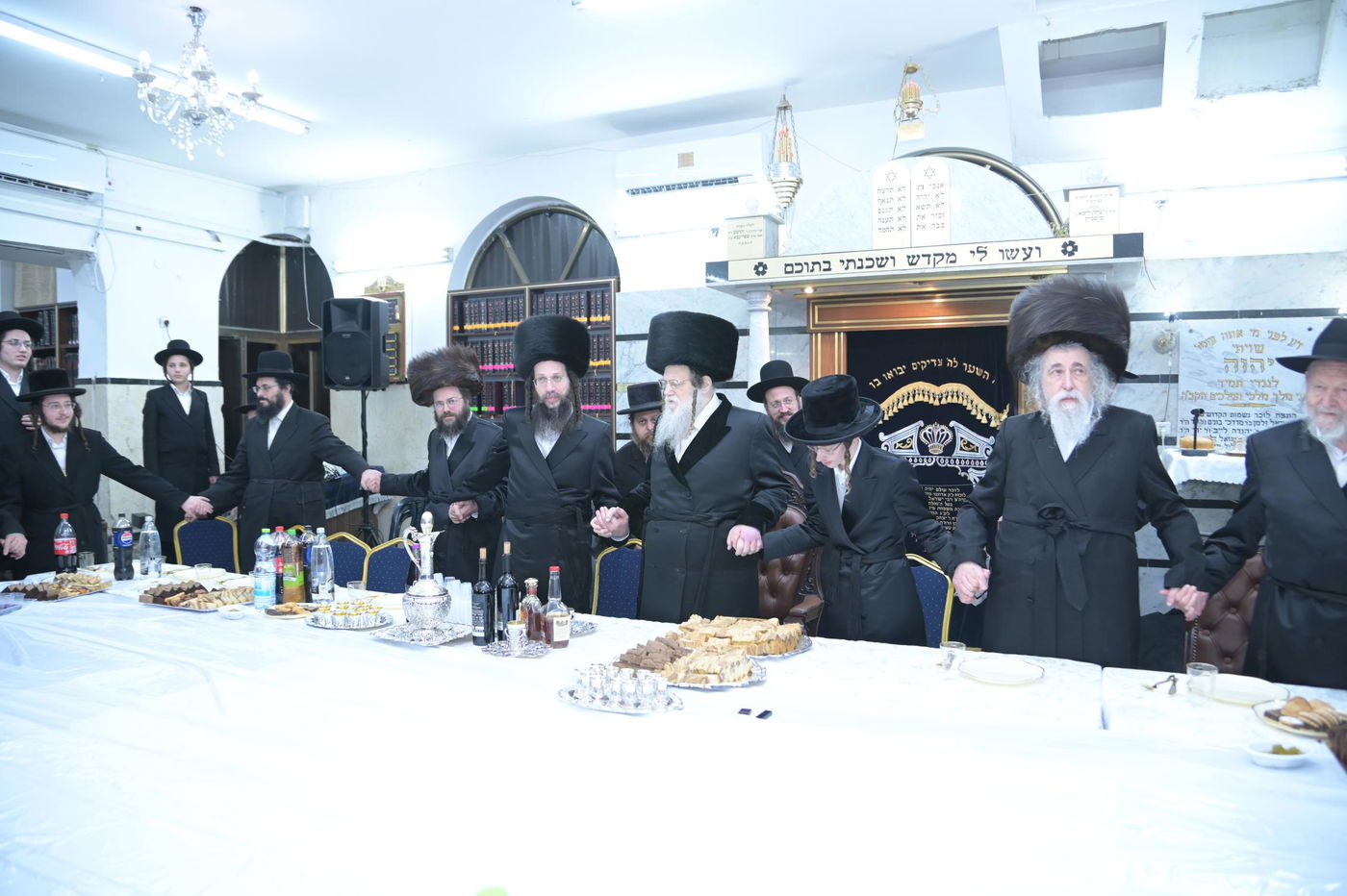 שמחת בית מודז'יץ - מירון - שפירא