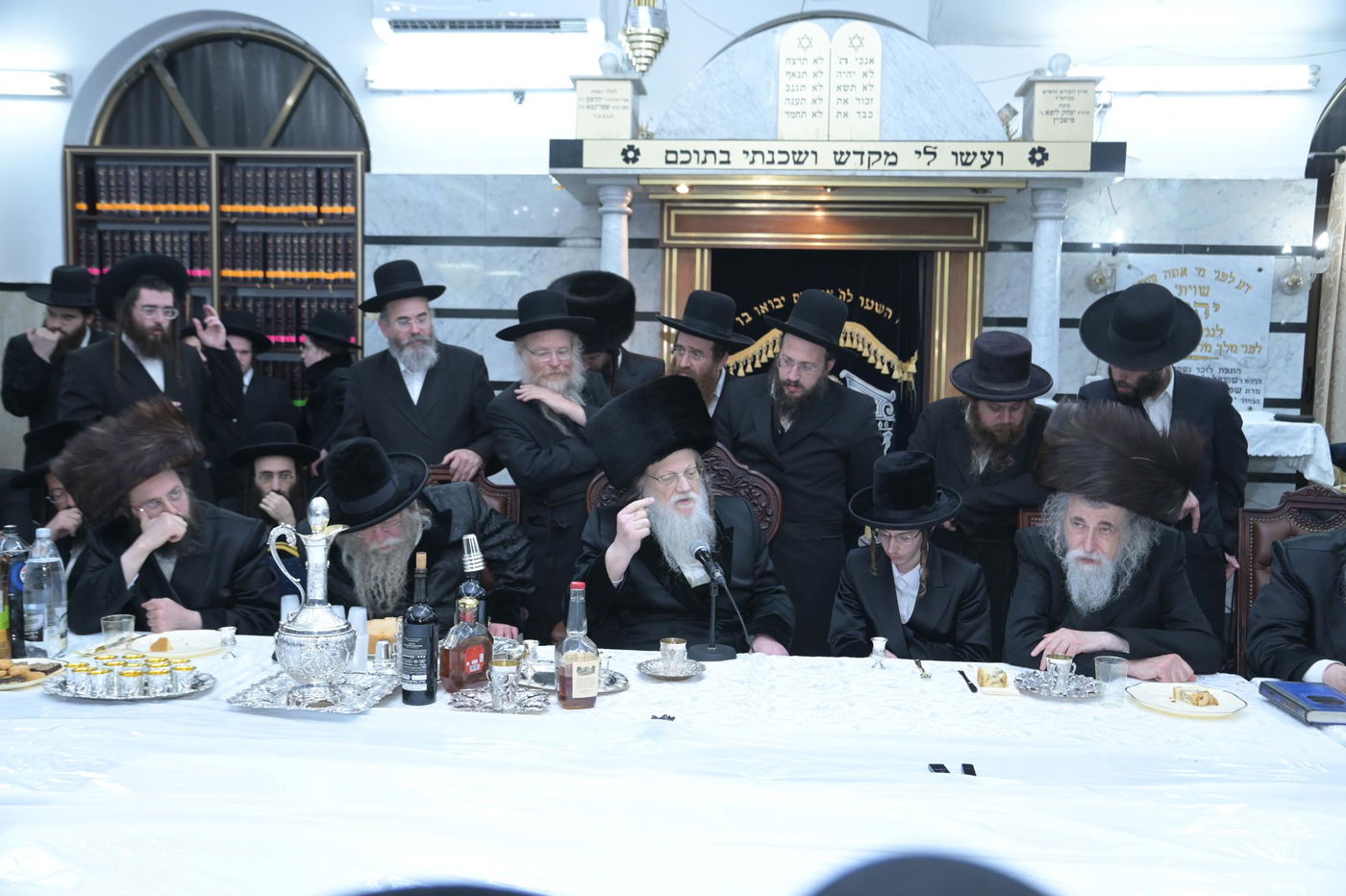 שמחת בית מודז'יץ - מירון - שפירא