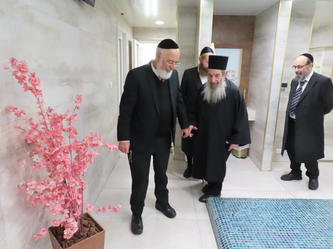 חכם ניסים בן שמעון בביקור באשדוד