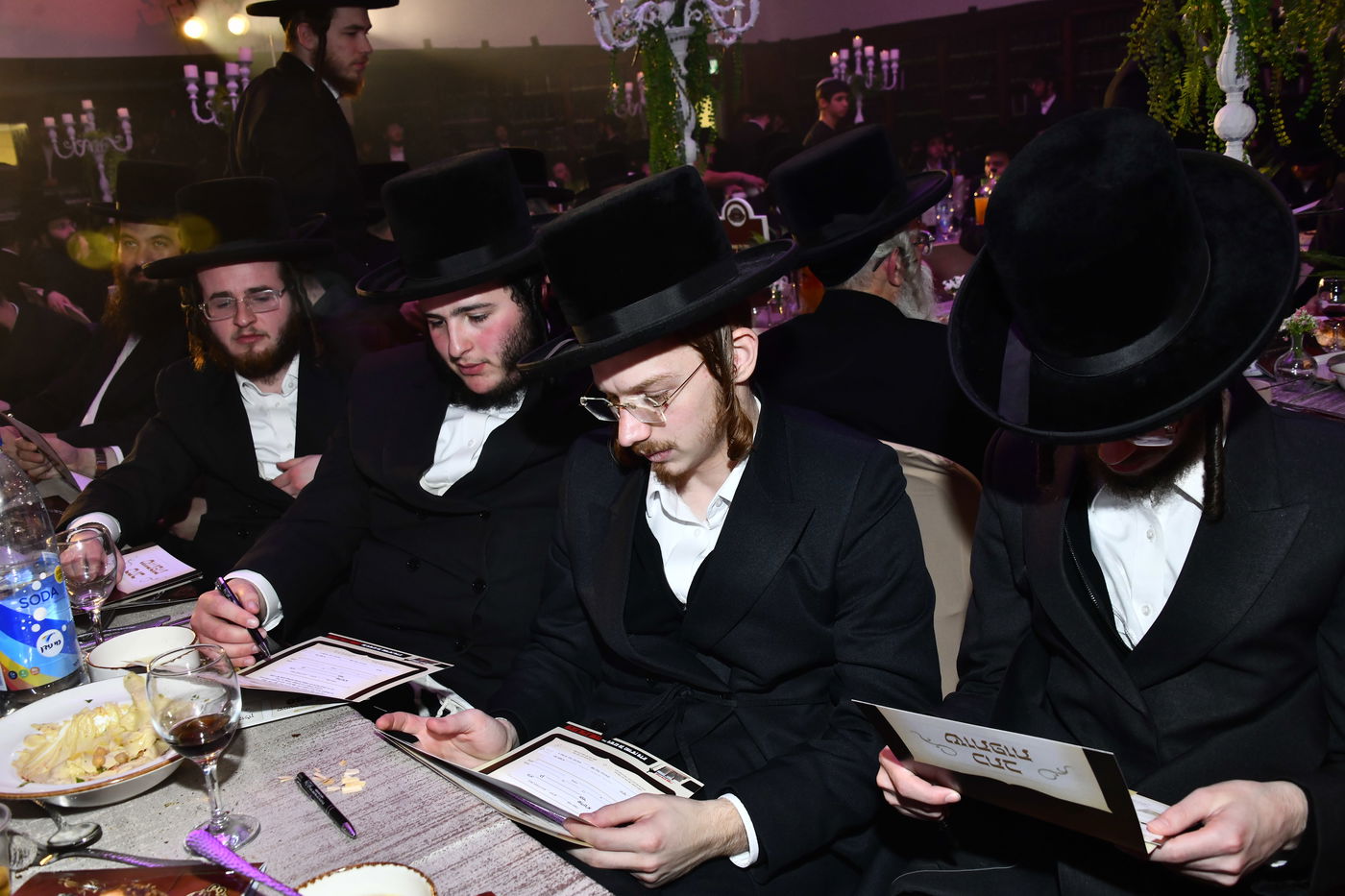 כינוסי בוגרי ישיבת ויז'ניץ בברכפלד