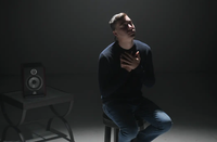 יוסי גלאנץ בסינגל חדש ומרגש: "מחכה"