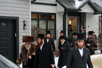 האדמו"ר מסאטמר בביקור אצל האדמו"ר מפינסק קרלין