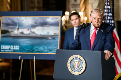 טראמפ מציג ספינות קרב חדשות על שמו, אילוסטרציה