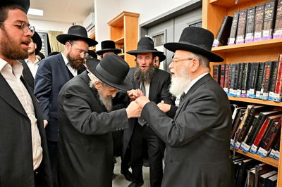 הגר"ד לנדו בחנוכת הבית לישיבת הר"ן