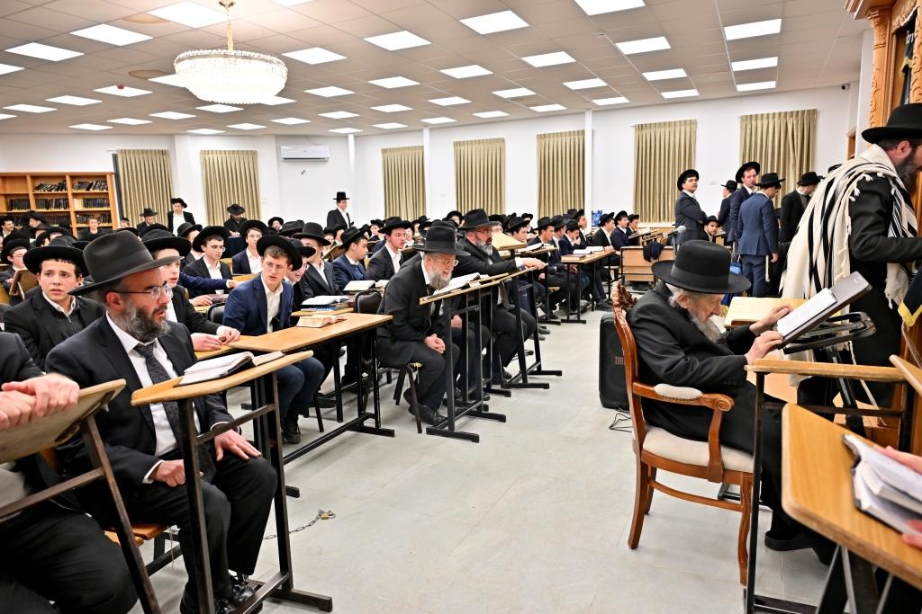 הגר"ד לנדו בחנוכת הבית לישיבת הר"ן