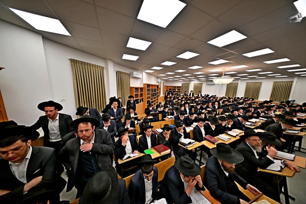 הגר"ד לנדו בחנוכת הבית לישיבת הר"ן