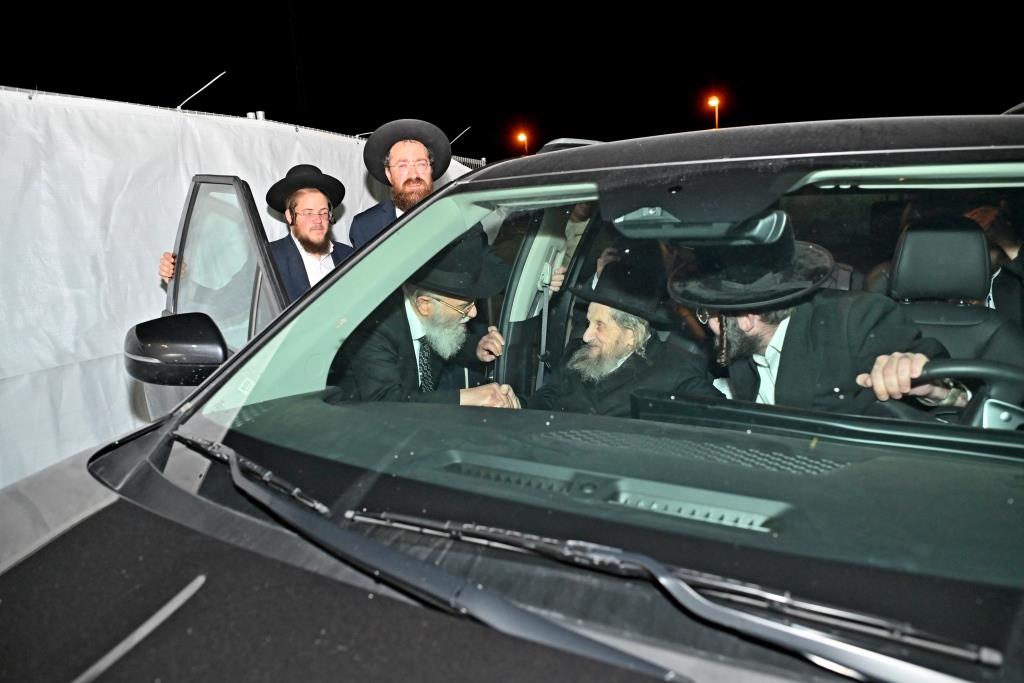 הגר"ד לנדו בחנוכת הבית לישיבת הר"ן