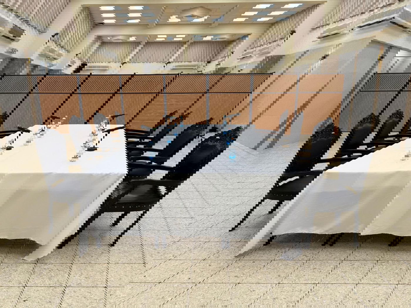 שולחן הכינוס