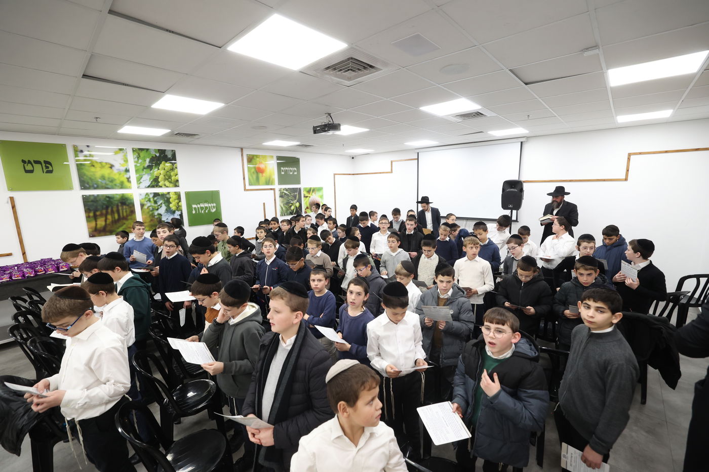 סיום סדר מועד בקהילת מבקשי ה'