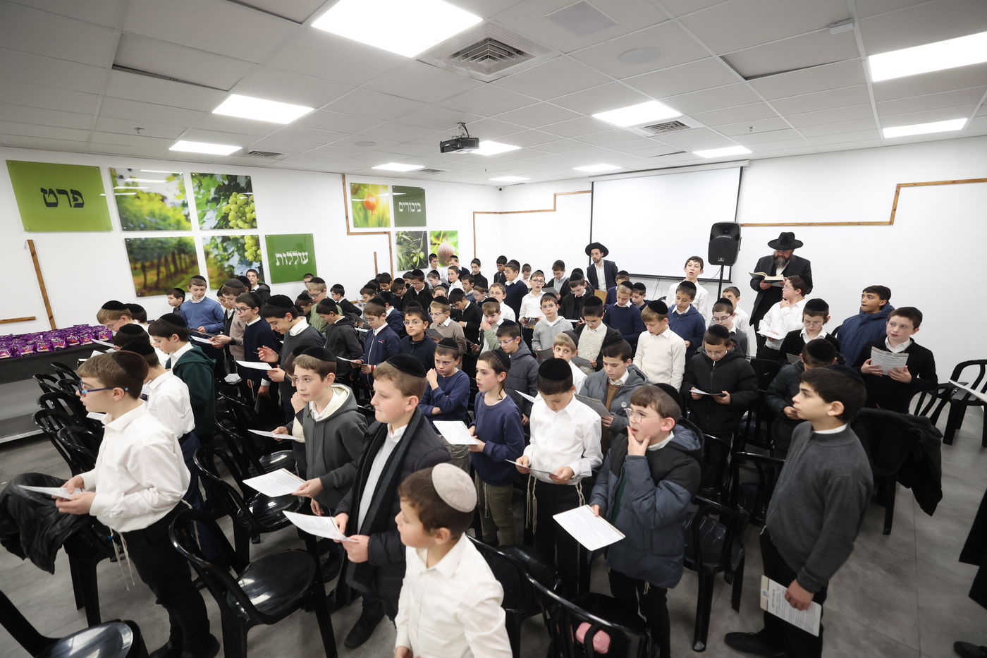 סיום סדר מועד בקהילת מבקשי ה'