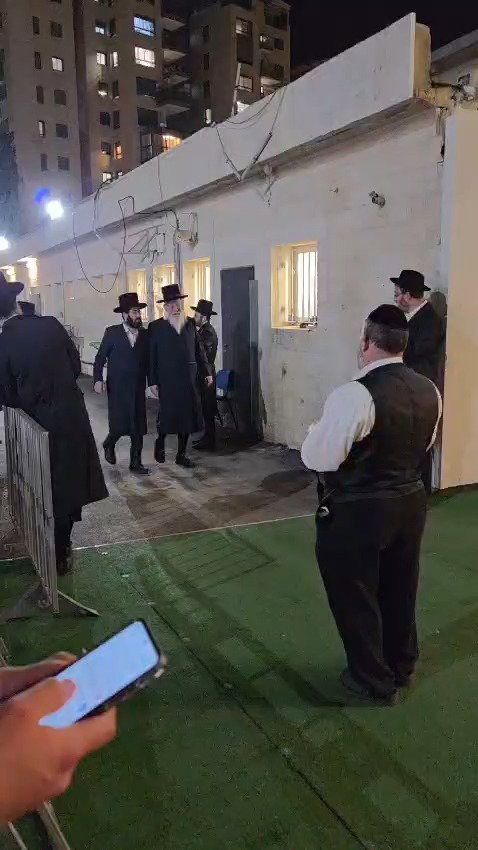 ח"כ אייכלר בכניסה לכינוס