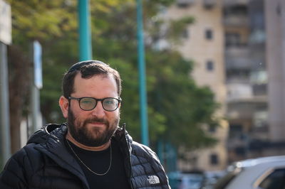 יונתן אוריך, אתמול