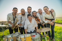 להקת 'לב אבות' בביצוע מלהיב ללהיט: "ולעורר ליבי"