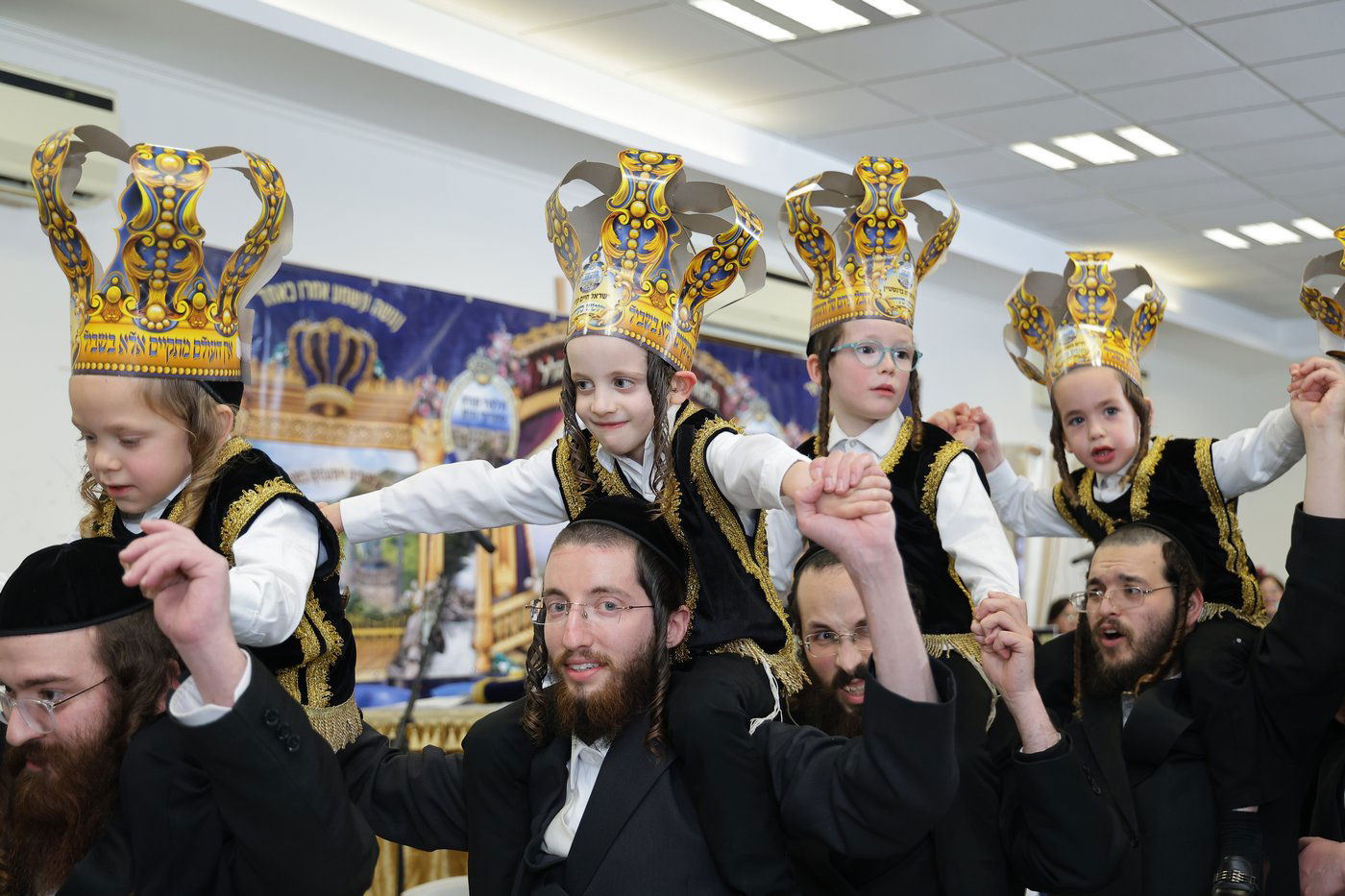 חומש סעודה בת"ת בעלזא בהר יונה