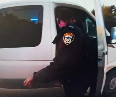 תשעה שב"חים נתפסו ברכב הסעות בעין ורד; הנהג הישראלי נעצר
