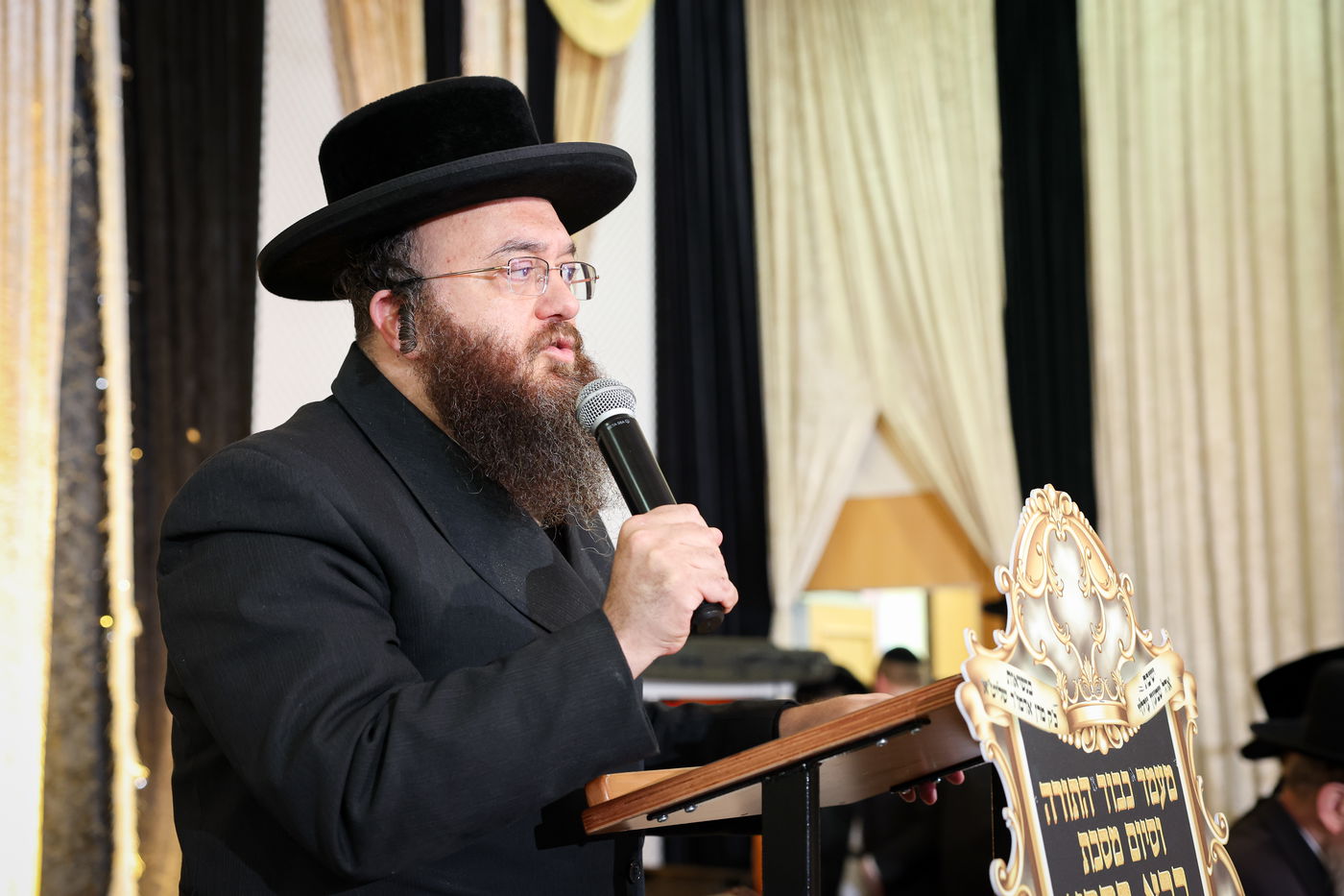 תחילת ימי השובבי"ם בערלוי