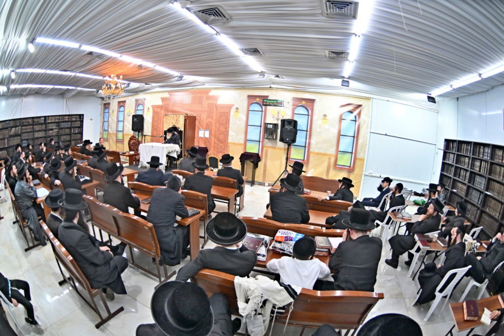 המקובל הגה"צ רבי אביש ציינוירט בשיחת חיזוק בבית שמש