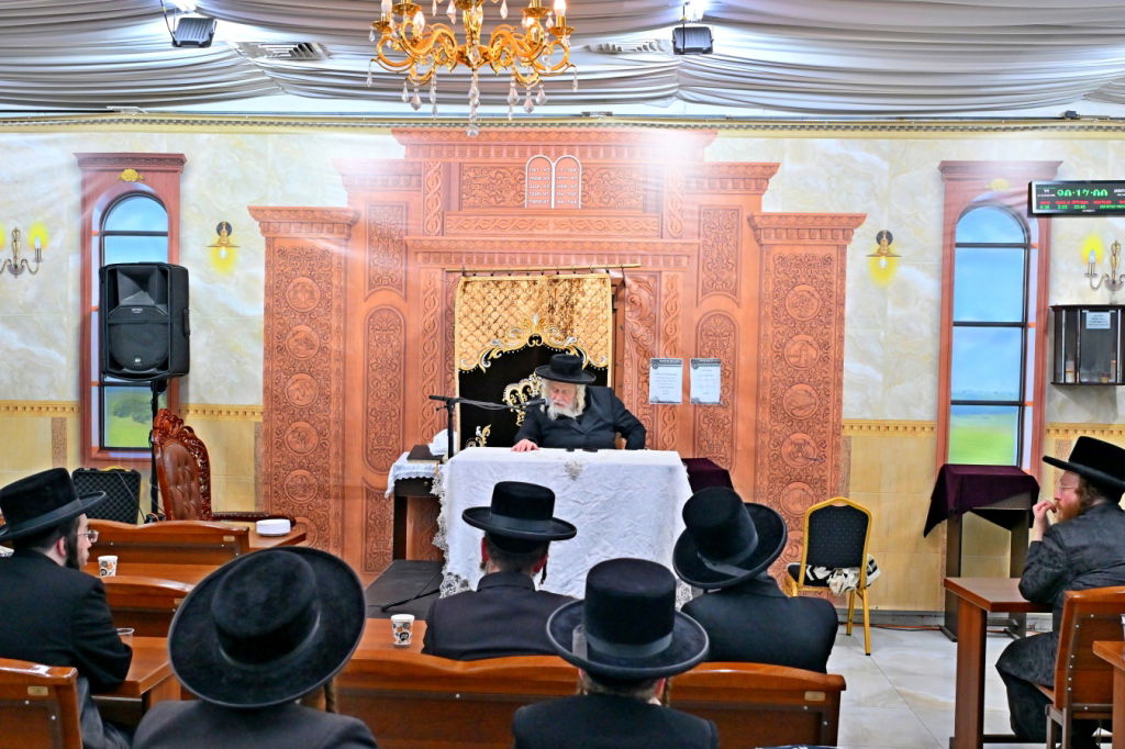 המקובל הגה"צ רבי אביש ציינוירט בשיחת חיזוק בבית שמש