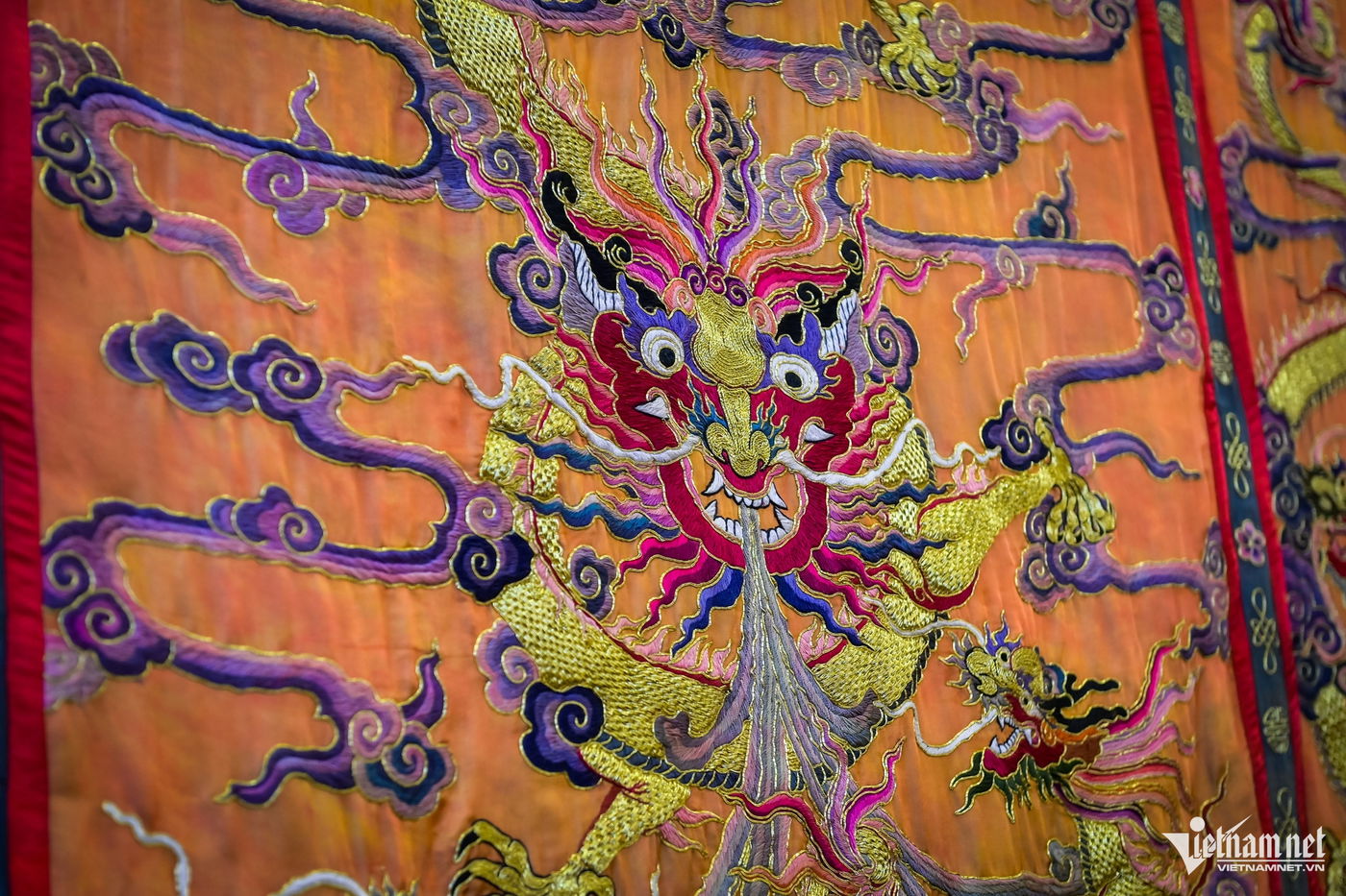 הבד היוקרתי