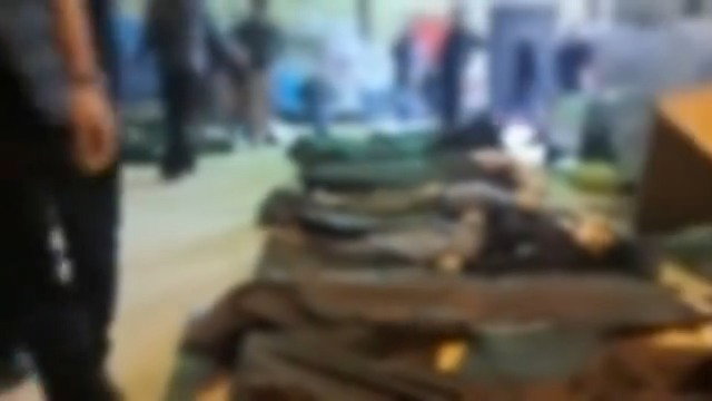 נפרדים בדמעות מיקיריהם שנטבחו