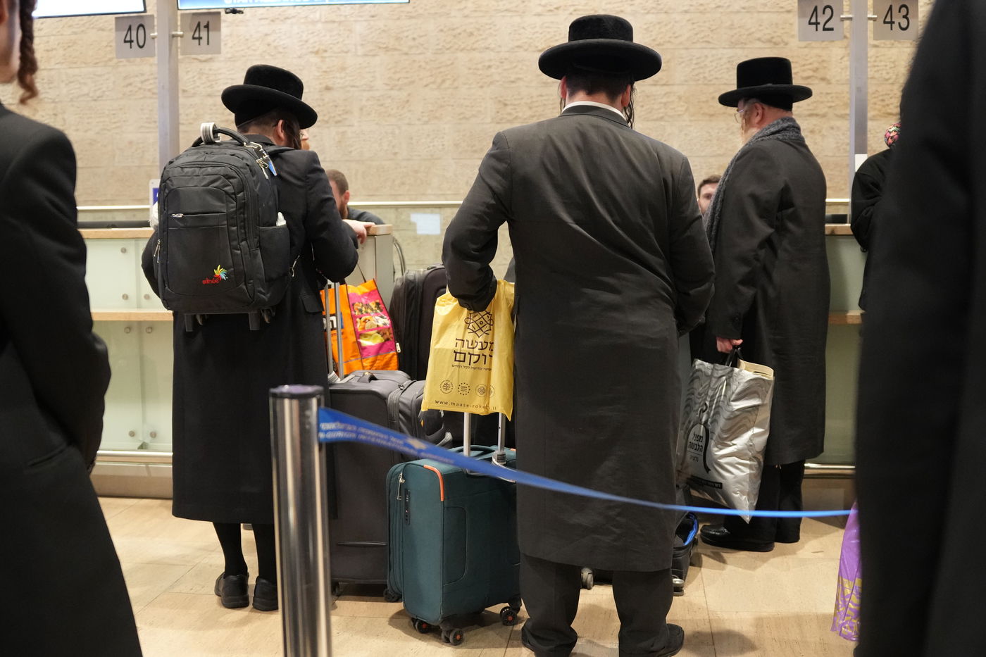 האדמו"ר משומרי אמונים במסע הקודש לפולין