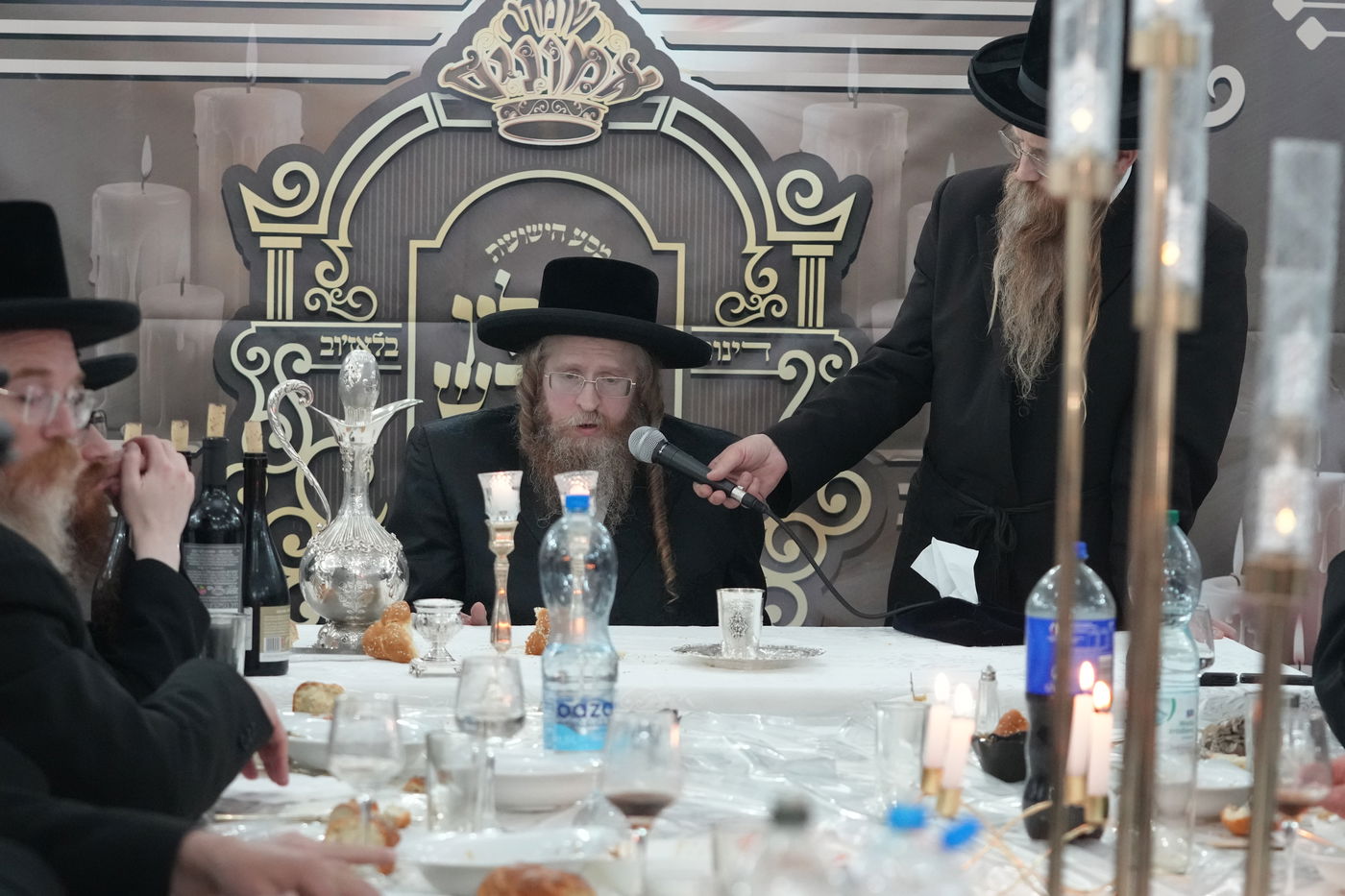 האדמו"ר משומרי אמונים במסע הקודש לפולין