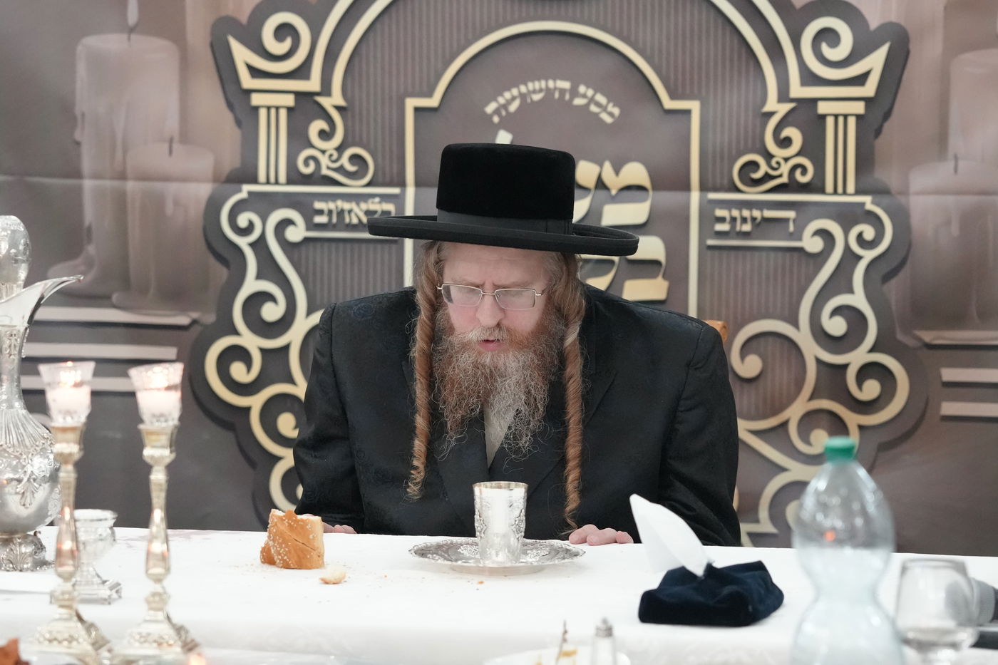 האדמו"ר משומרי אמונים במסע הקודש לפולין