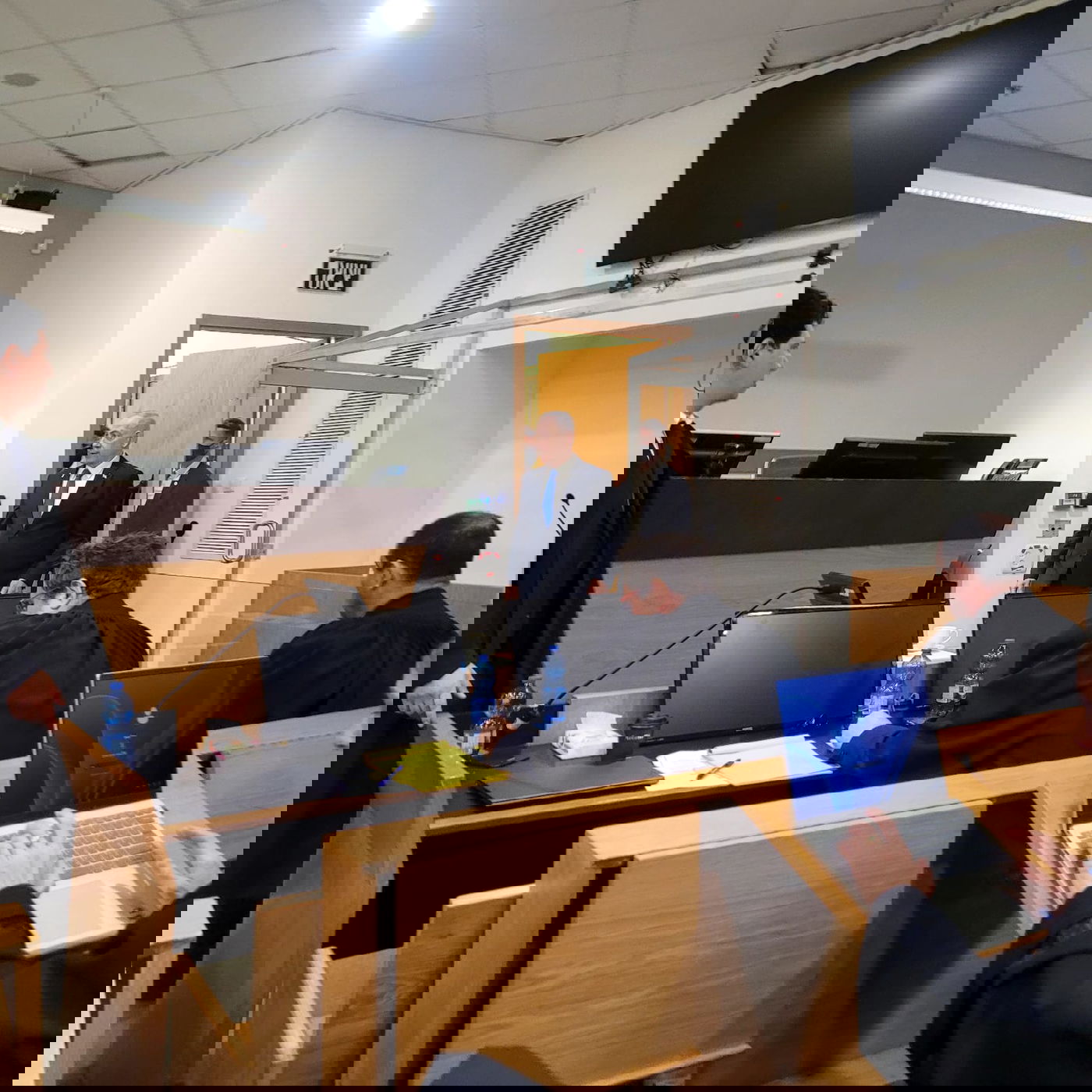 נתניהו באולם בית המשפט היום