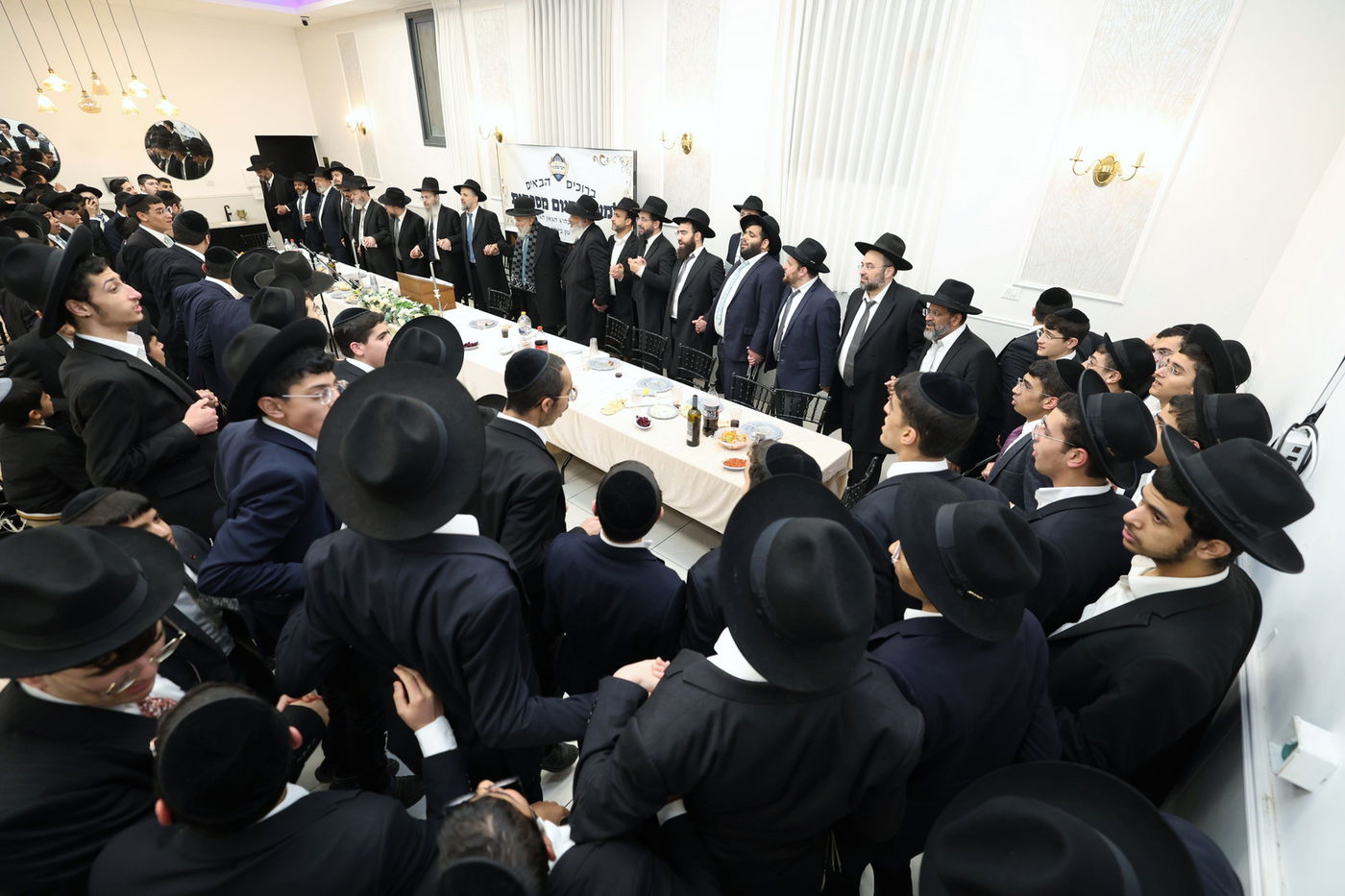 סיום הש"ס בישיבת 'דבר שמעון'