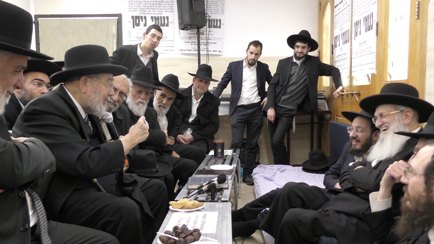 ניחום אבלים אצל הגה"צ עזרא ניסן 