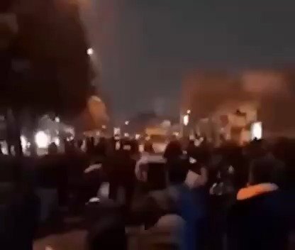 מההפגנות הערב