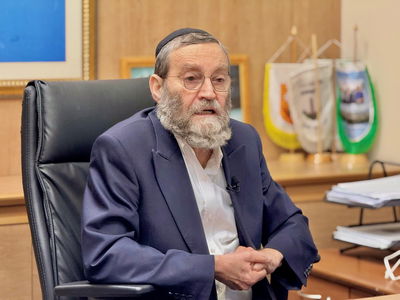 ח"כ משה גפני: "לפיד איבד את כל העשתונות, מי הוא בכלל? אפס! הכריזו מלחמה על הציבור החרדי"