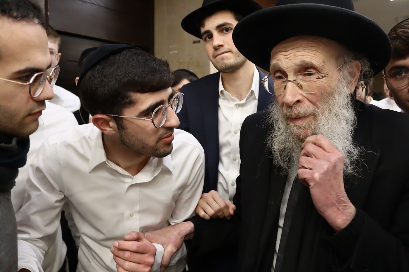 ראש הישיבה הגאון רבי יהושע אייכנשטיין בישיבת "מאור התלמוד"