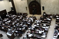 ראש הישיבה הגאון רבי יהושע אייכנשטיין בישיבת "מאור התלמוד"