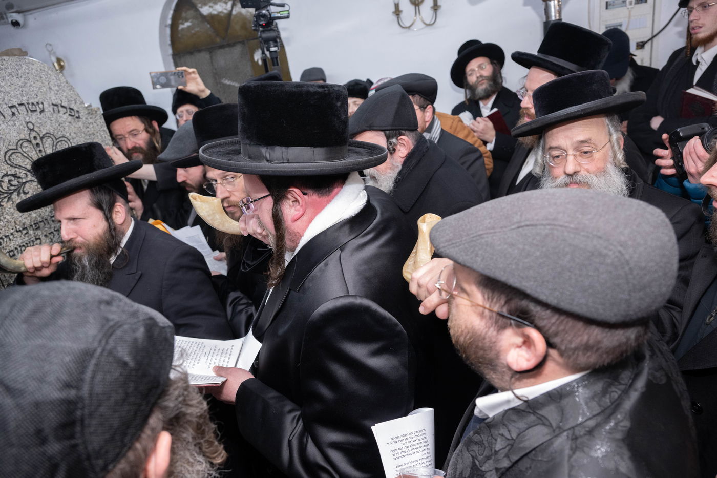 הילולת ה'בני יששכר' בדינוב