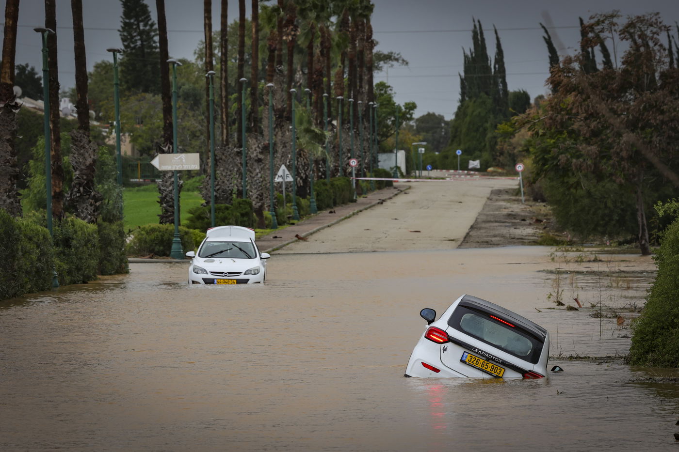 הצפות מחוץ למושב ינון
