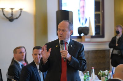 שר הכלכלה ניר ברקת