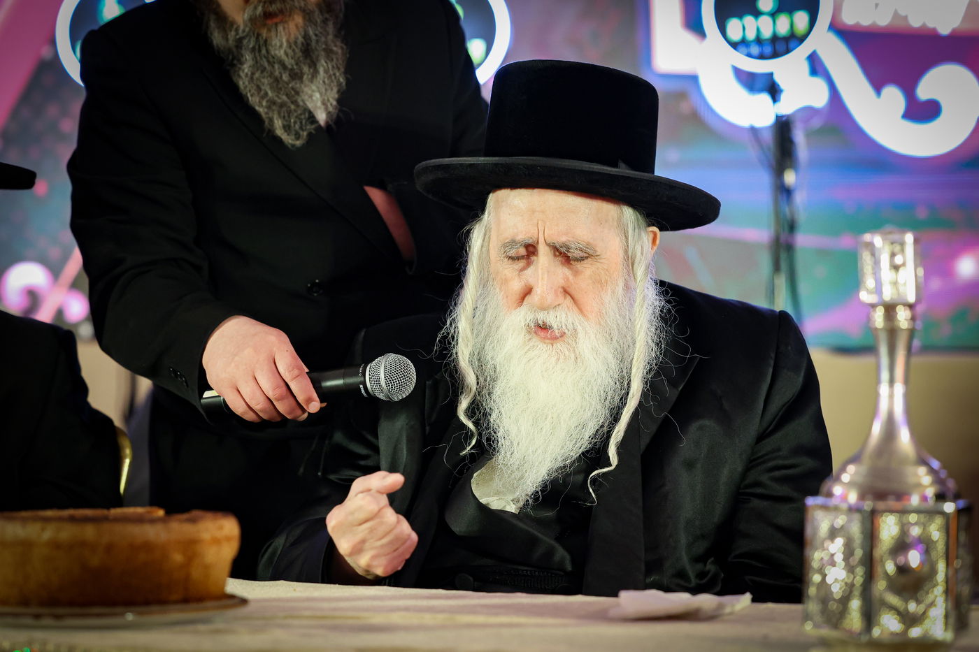 דינר להחיותינו במכנובקא בעלזא