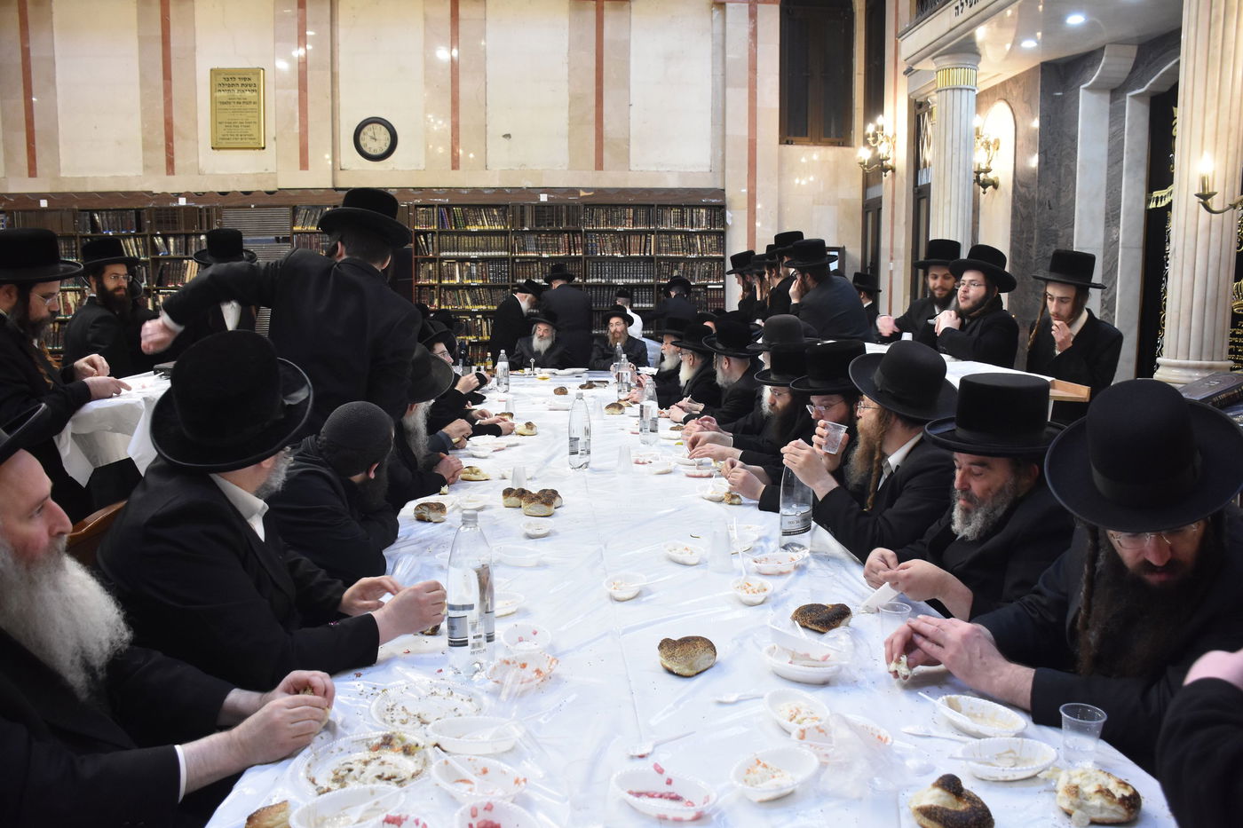 הילולא קדישא בלעלוב