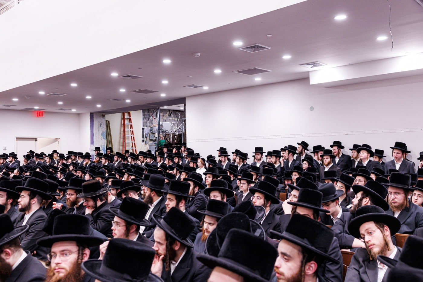 אסיפת התעוררות לרגל ימי השובבי"ם בחצה"ק באבוב 45